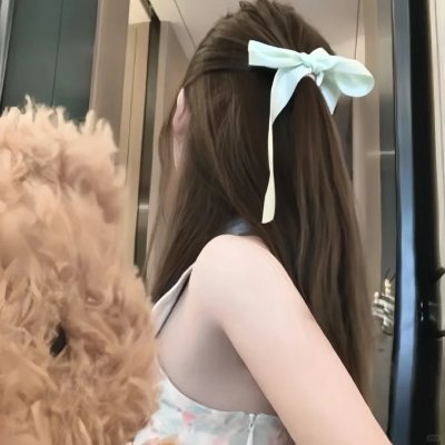 隔壁墓园的男孩